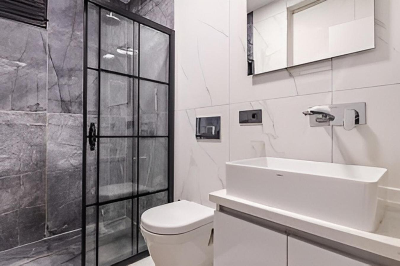 Hearth Of Downtown ,luxury 1 New *